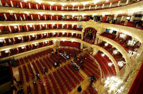 Escenario principal histórico del Teatro Bolshói
