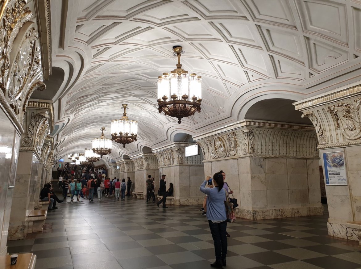 Interior del Metro de Moscu 3