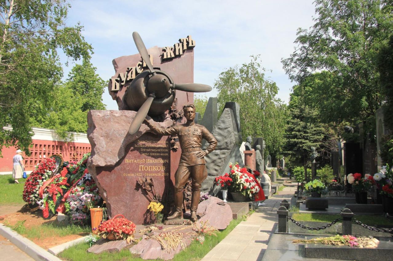 Sculptural tomb at Novodevichy Cemetery