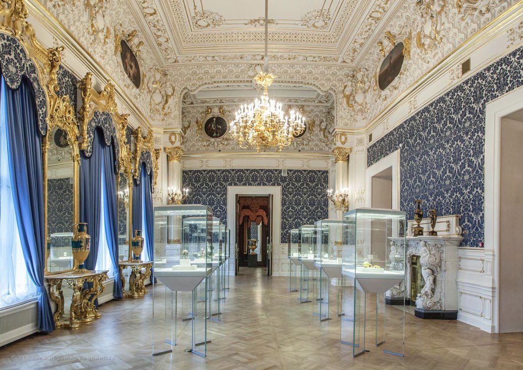 Blaues Zimmer - Fabergé Museum