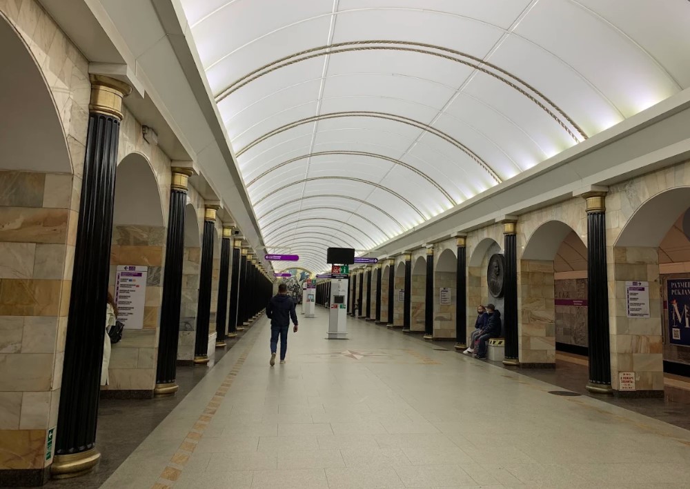 Admiralteyskaya_metro_saint_petersburg