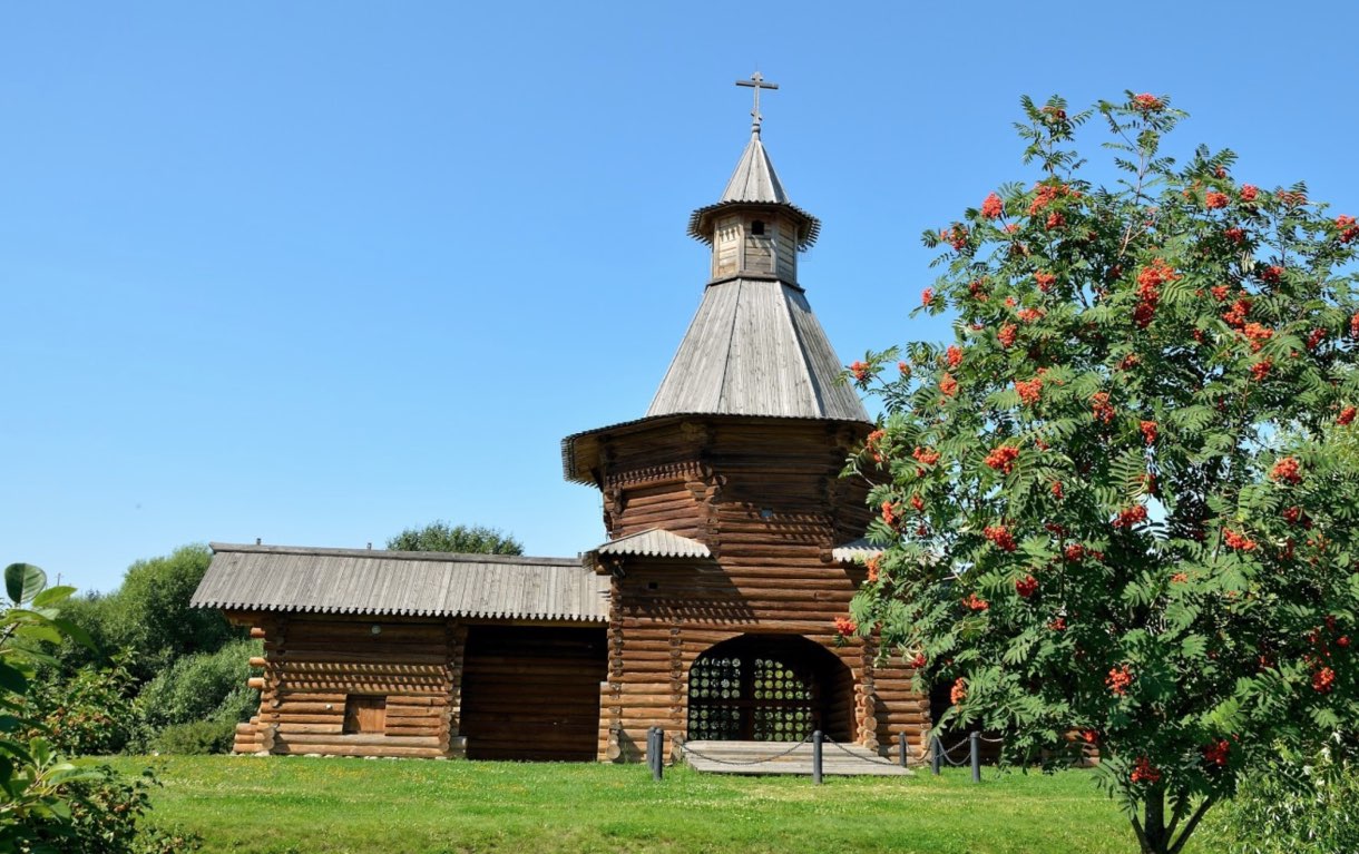 Tour en bois du monastère Saint-Nicolas de Koréla à Kolomenskoïe