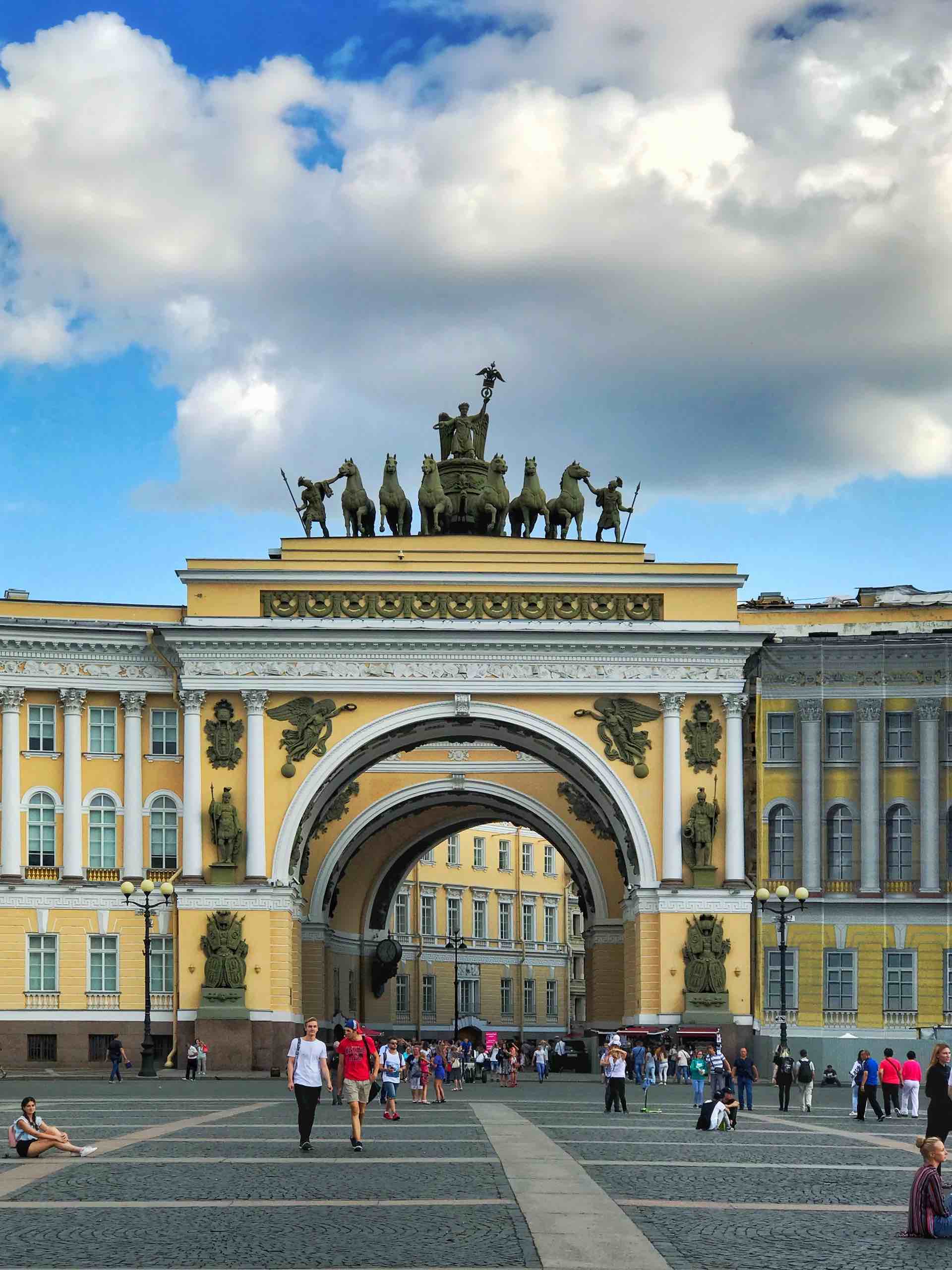 Arch of General Staff Building in St. Petersburg