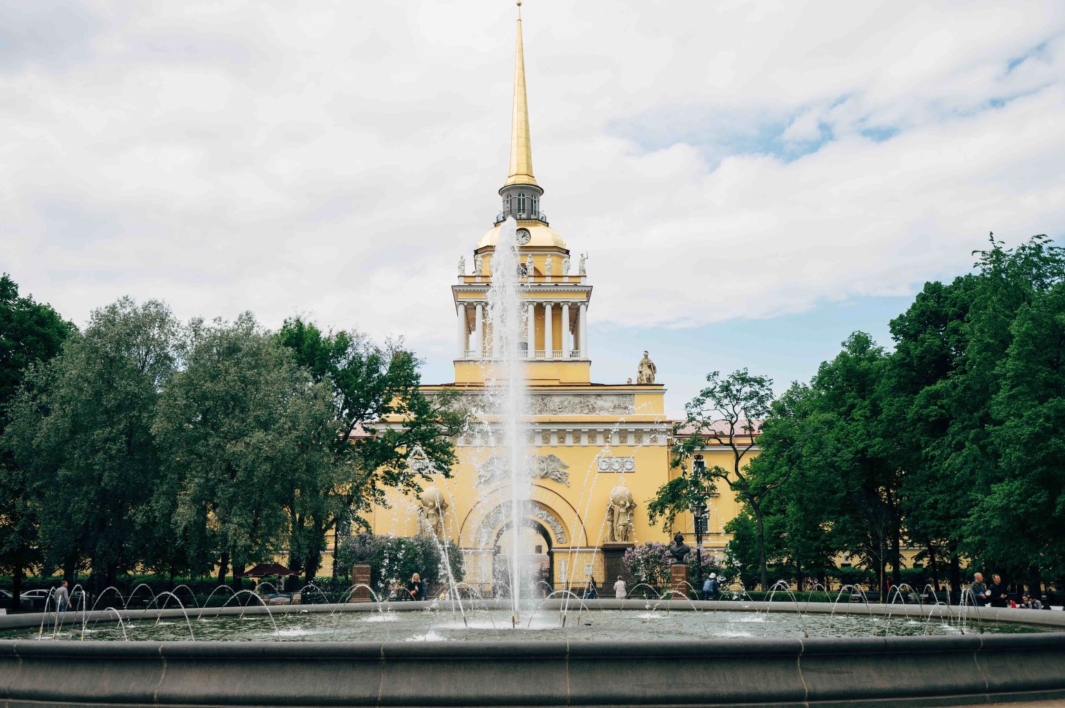 Admiralty building in Saint Petersburg