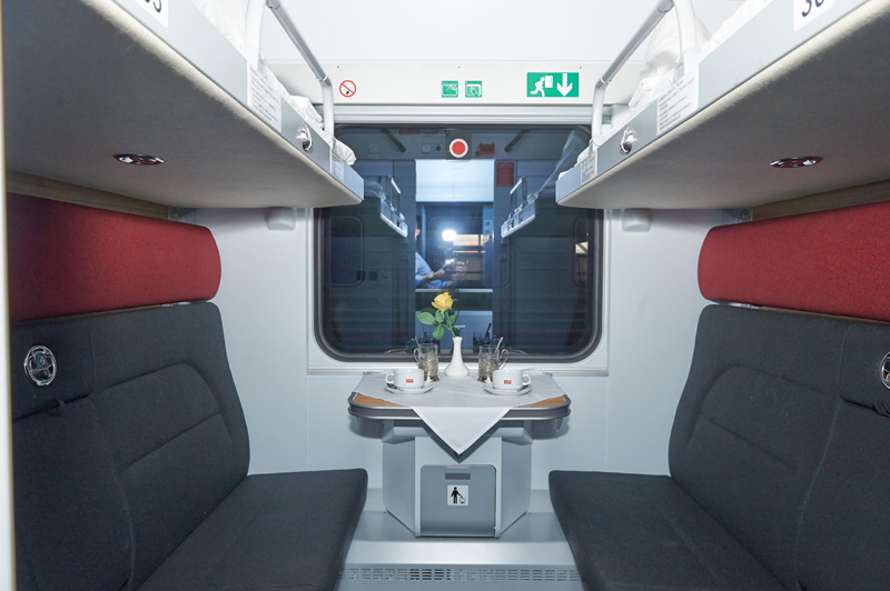 Tren Tolstoy - Compartimento 4 personas segunda clase