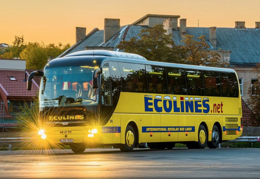 Autobus Ecolines per San Pietroburgo Russia