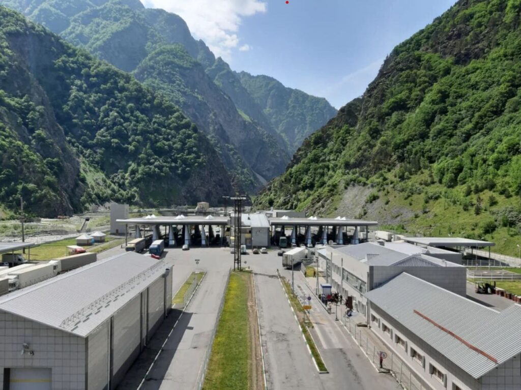 Posto fronteiriço Verkhniy Lars Geórgia Rússia