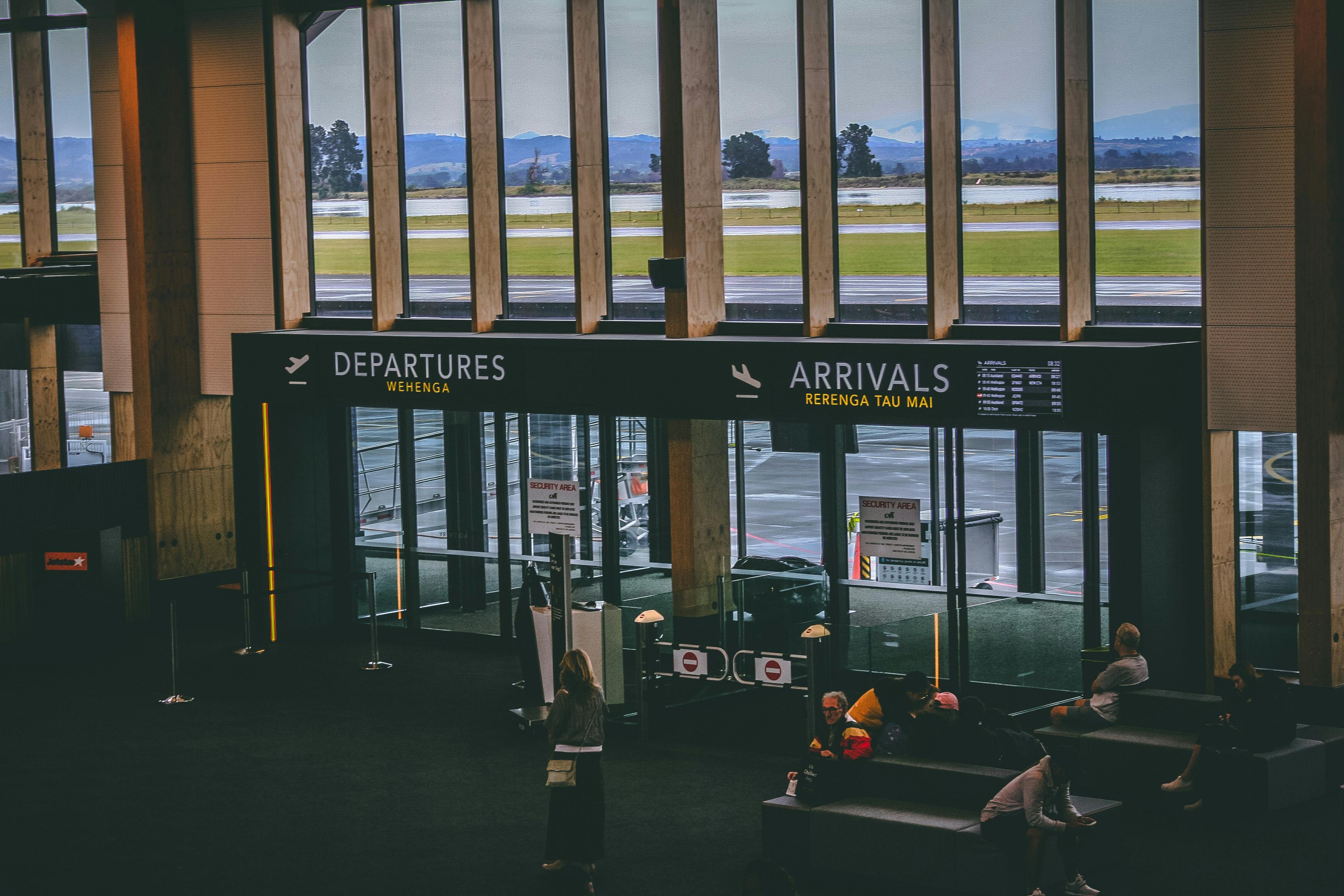 Llegada a un aeropuerto ruso: control de pasaportes y trámites