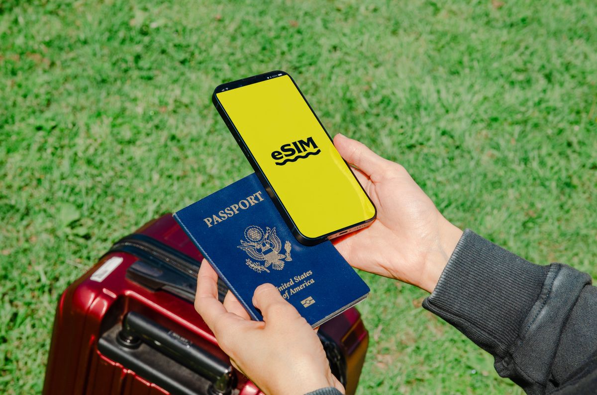 eSIM y pasaporte para viajar a Rusia con internet